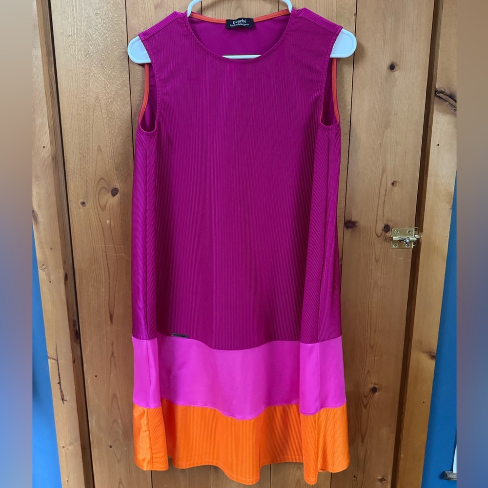 Color Block Shift Dress by D’Caché Size M